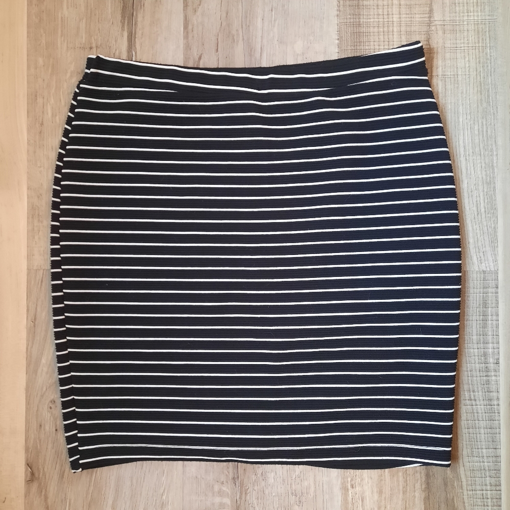 Fitted Skirt